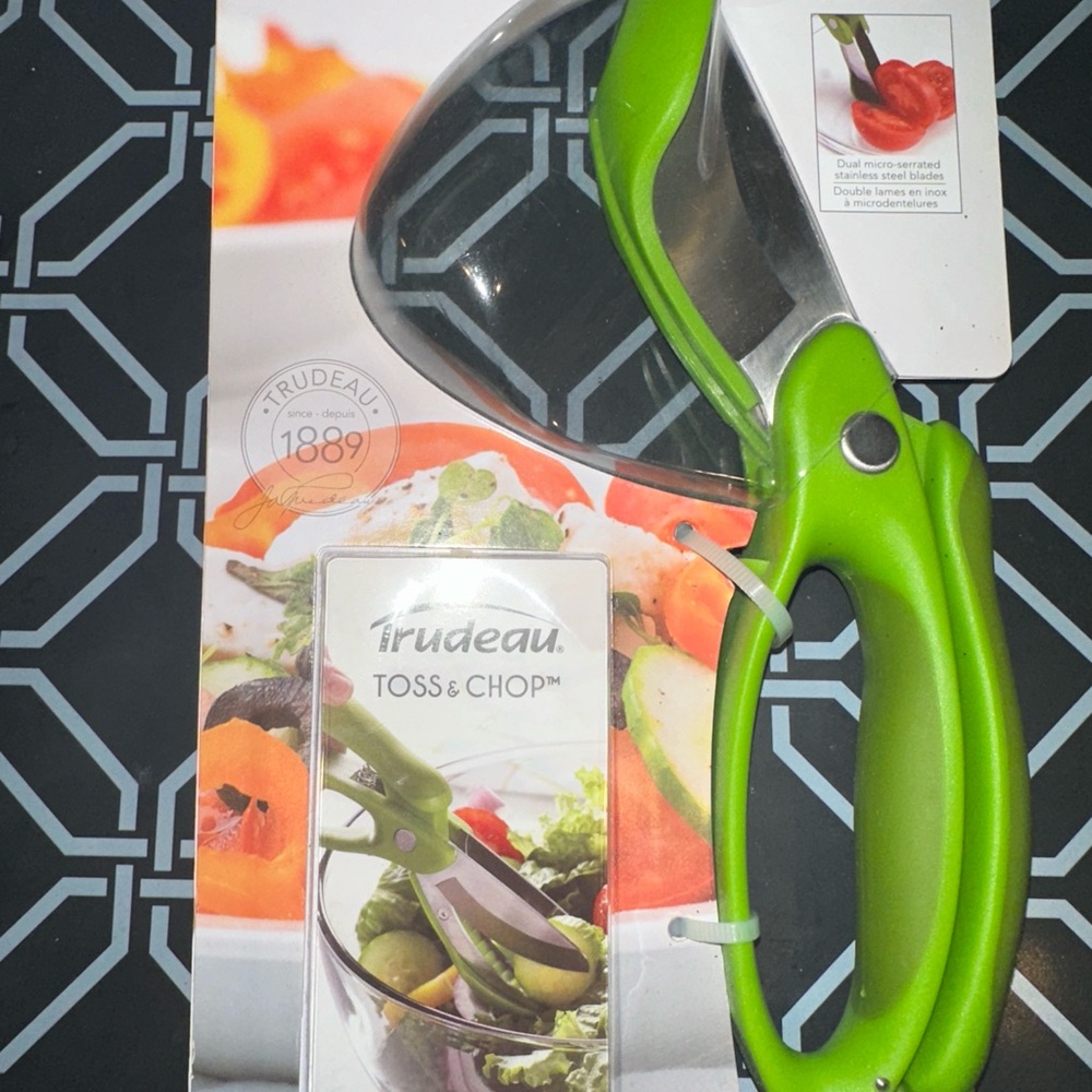 ♦️Vibrant Green Kitchen Knives & Cutlery Set♦️